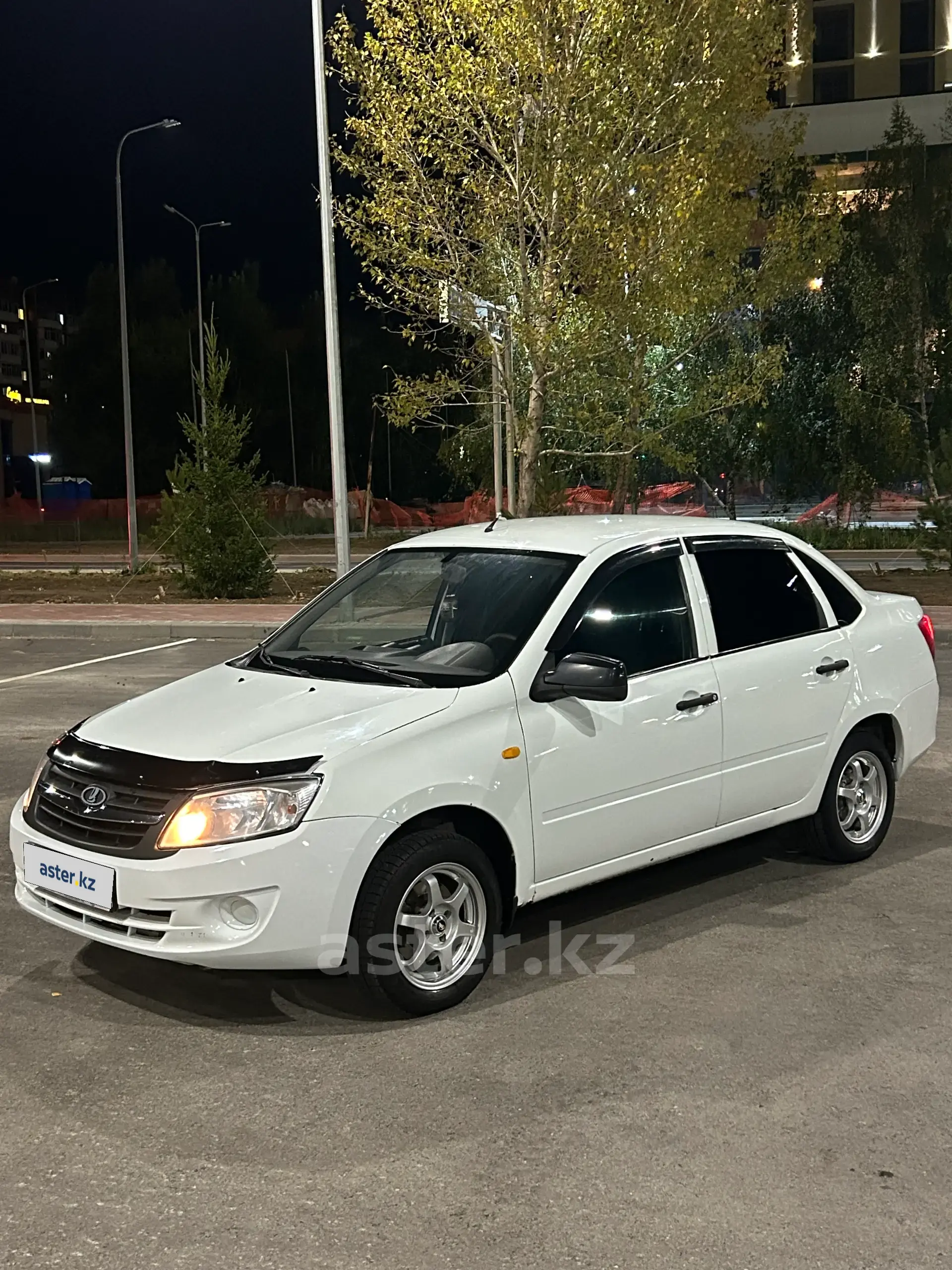 LADA (ВАЗ) Granta 2013