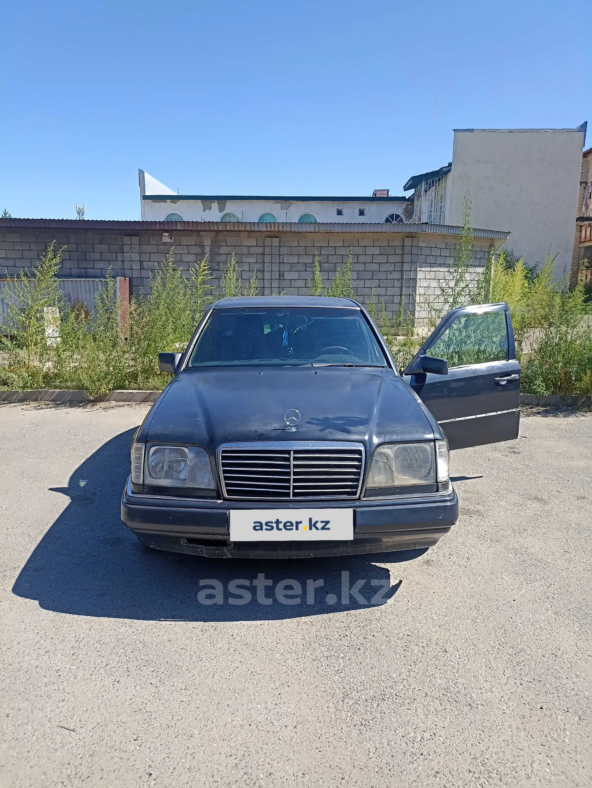 Mercedes-Benz E-Класс 1993