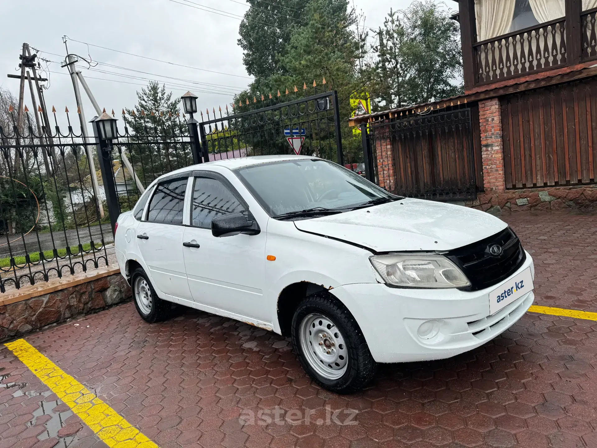 LADA (ВАЗ) Granta 2012