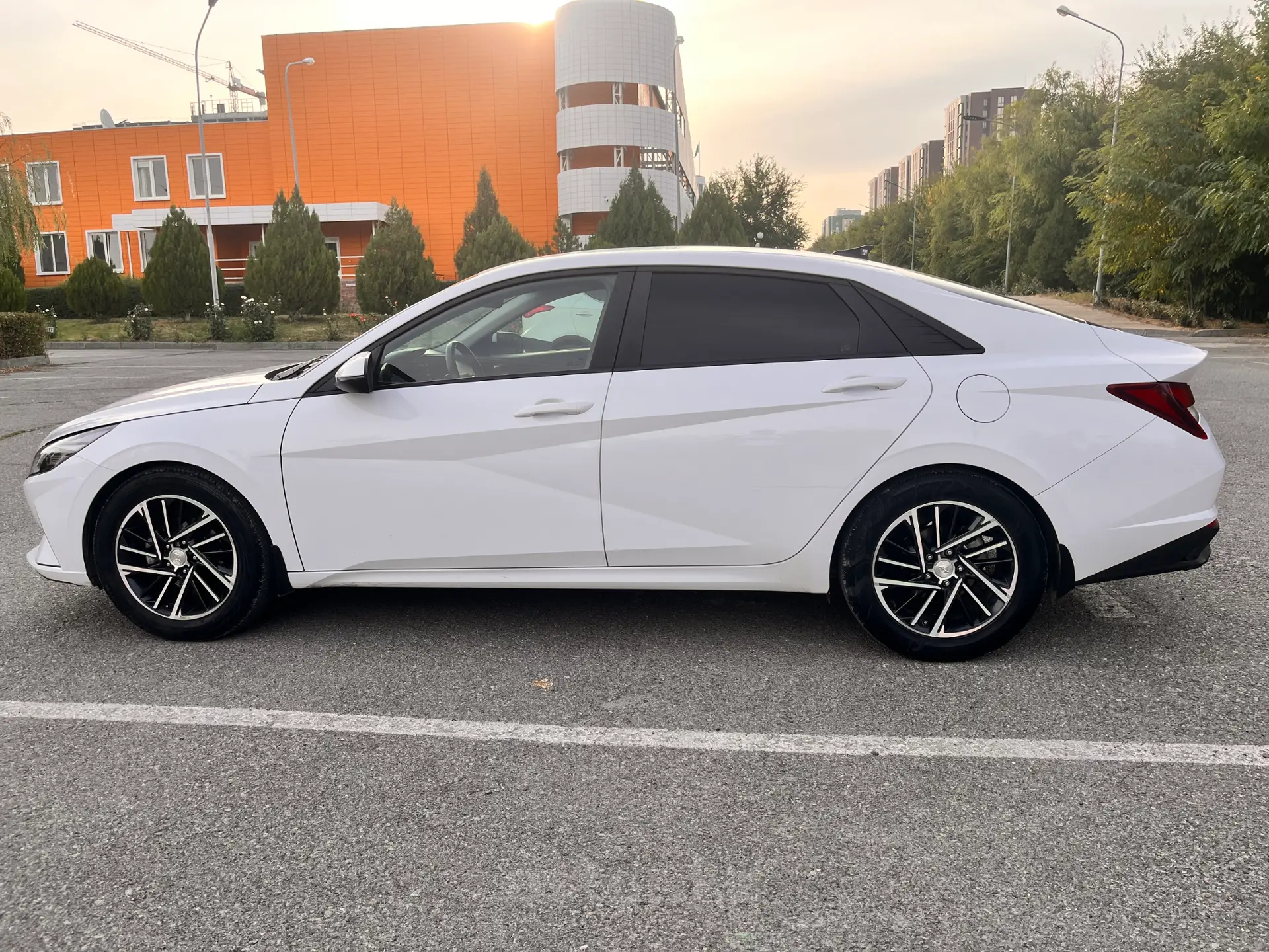 Hyundai Elantra 2022