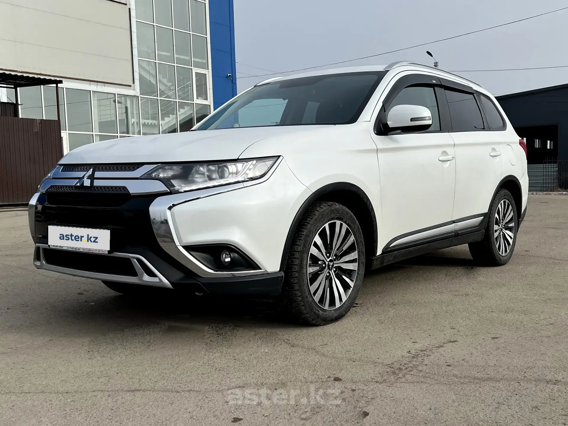 Mitsubishi Outlander 2019