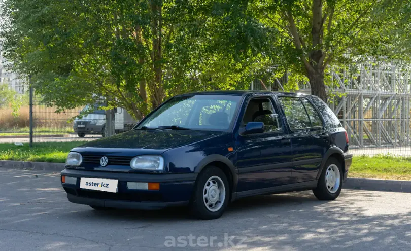 Volkswagen Golf 1994 года за 3 000 000 тг. в Алматы