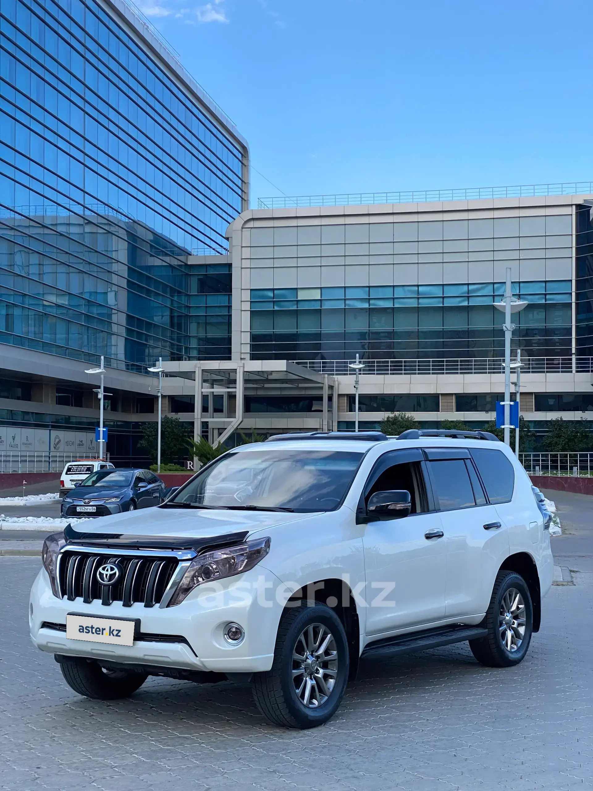 Toyota Land Cruiser Prado 2014