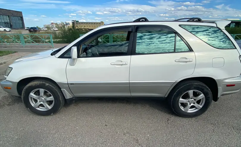 Lexus RX 2002 года за 4 950 000 тг. в Астана