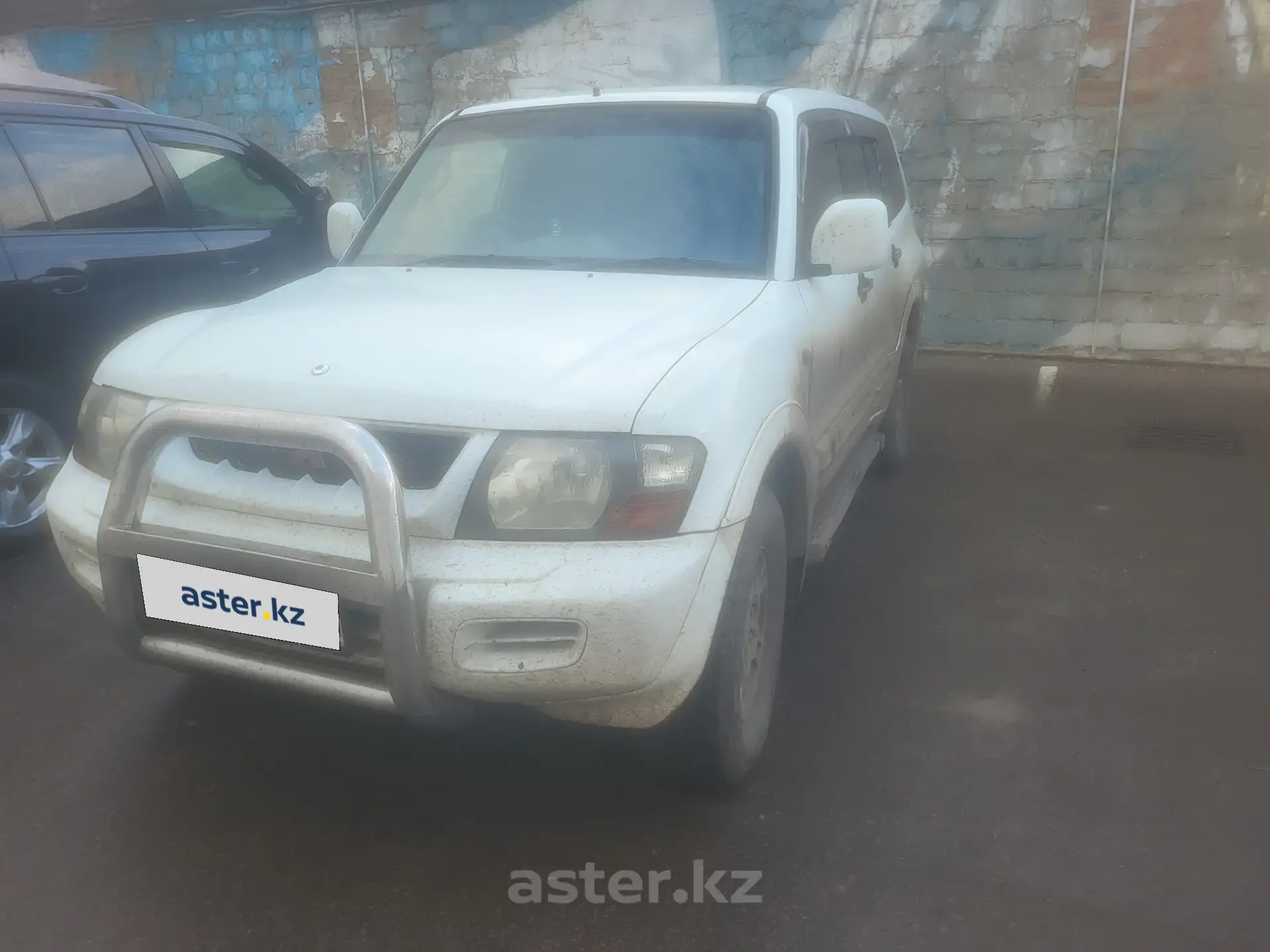 Mitsubishi Pajero 2000