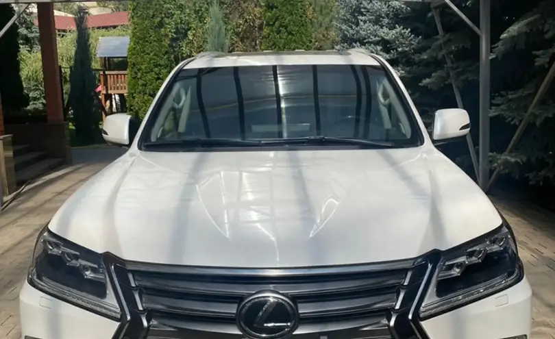 Lexus LX 2018 года за 54 000 000 тг. в Алматы