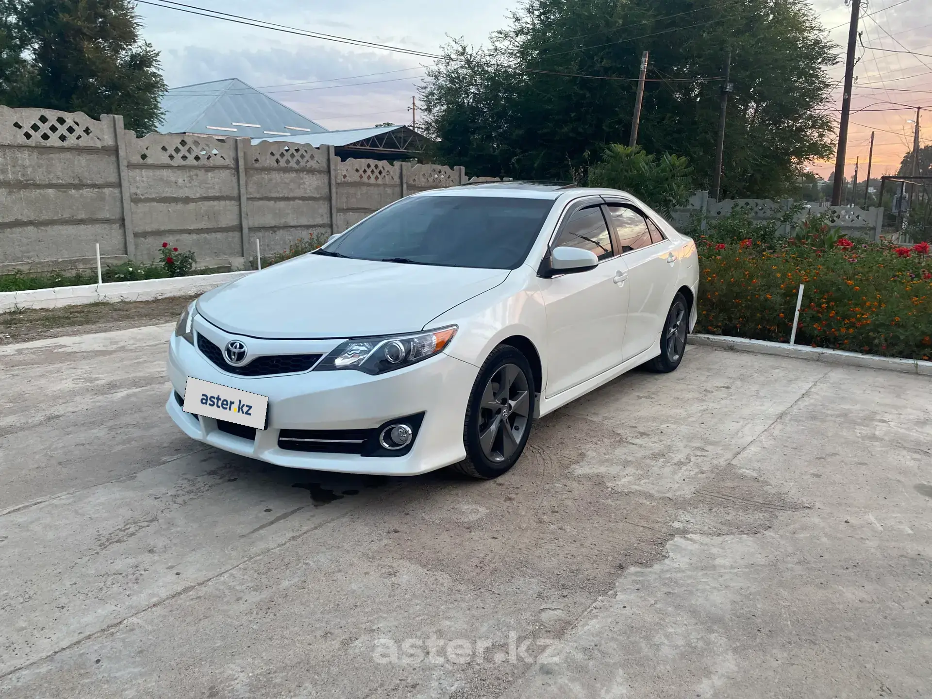 Toyota Camry 2012