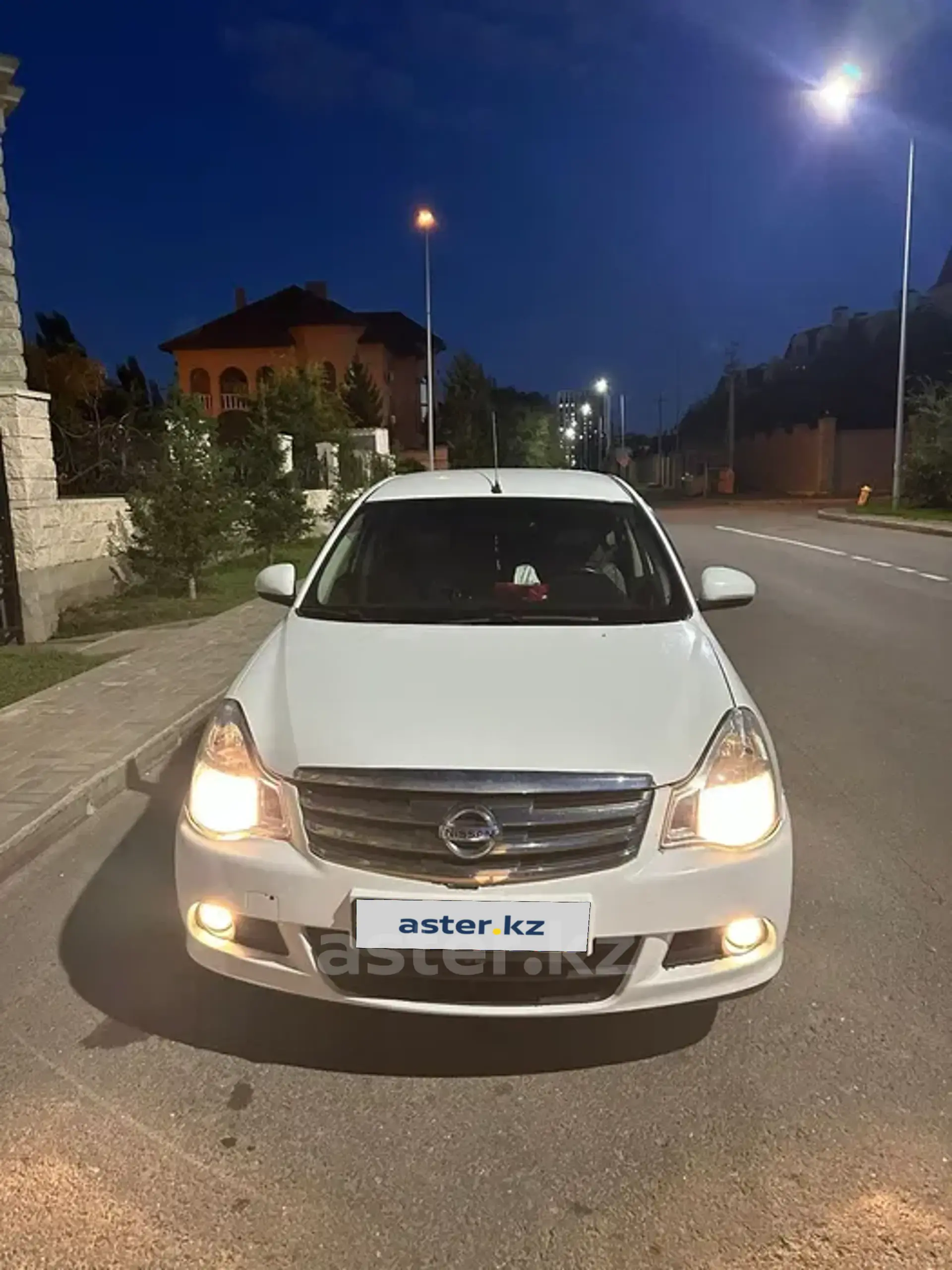 Nissan Almera 2014