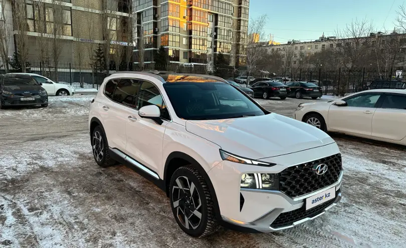 Hyundai Santa Fe 2023 года за 20 000 000 тг. в Астана