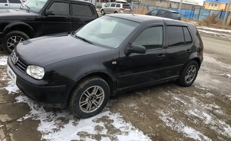 Volkswagen Golf 2001 года за 1 100 000 тг. в Атырау