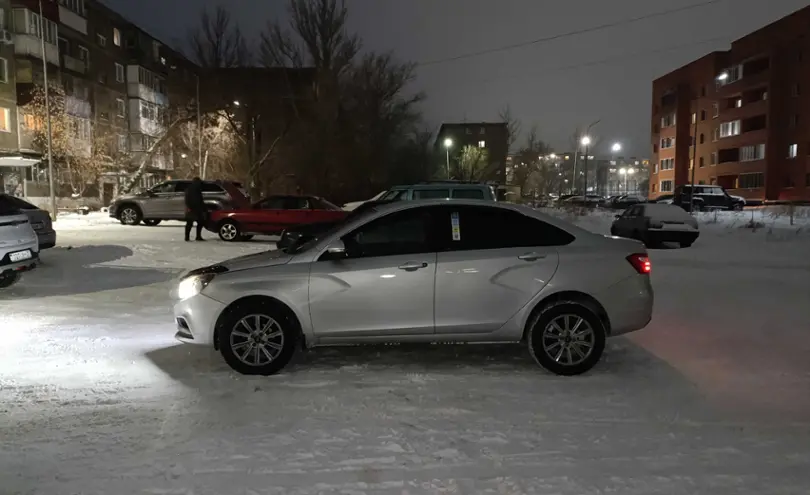 LADA (ВАЗ) Vesta 2018 года за 4 300 000 тг. в null