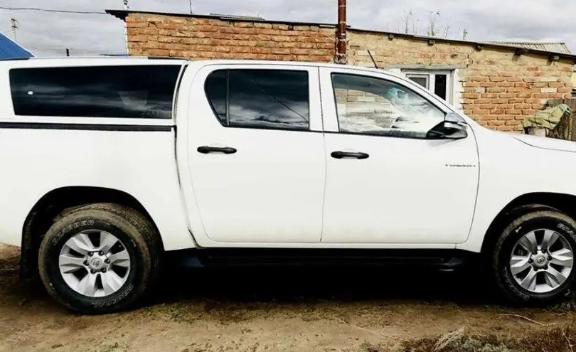 Toyota Hilux 2017 года за 14 500 000 тг. в Западно-Казахстанская область