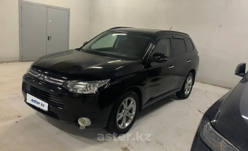 Mitsubishi Outlander 2012 года за 7 650 000 тг. в Астана