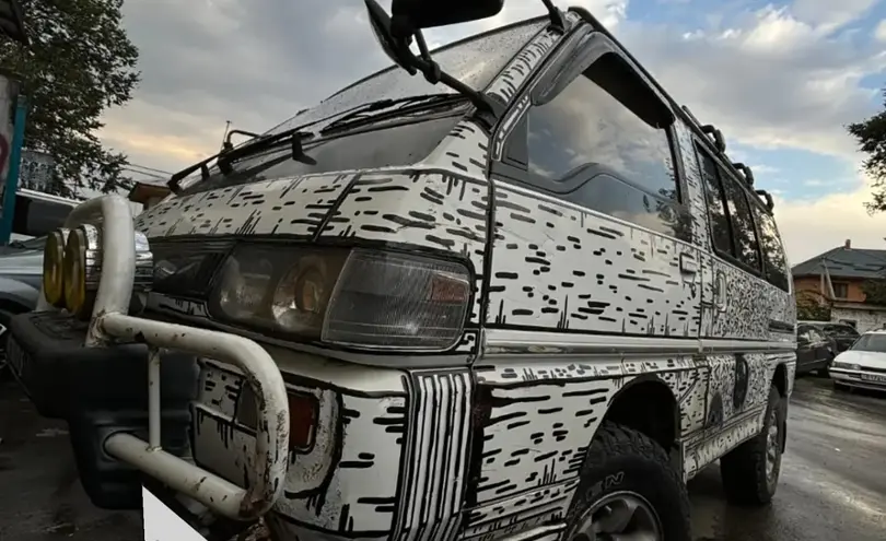 Mitsubishi Delica 1993 года за 2 000 000 тг. в Алматы