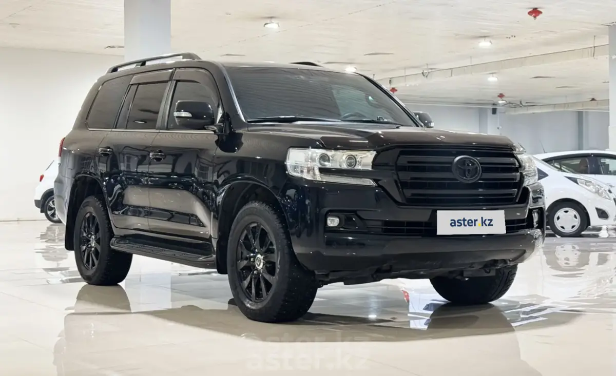 2018 Toyota Land Cruiser