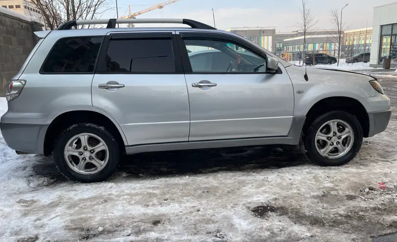 Mitsubishi Outlander 2003 года за 4 000 000 тг. в Алматы