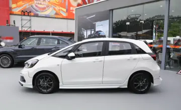 Honda Fit 2025 года за 10 300 000 тг. в Алматы фото 3