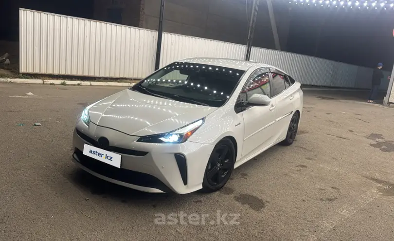 Toyota Prius 2019 года за 13 100 000 тг. в Атырауская область фото 2