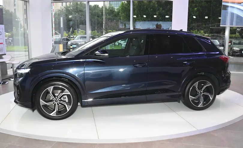 Audi Q4 e-tron 2024 года за 13 500 000 тг. в Алматы фото 4