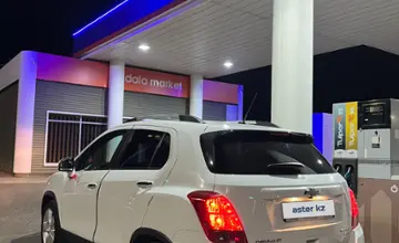 Chevrolet Tracker 2013 года за 7 000 000 тг. в Уральск фото 4