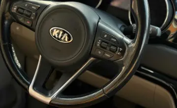 Kia Carnival 2017 года за 11 000 000 тг. в Астана фото 4