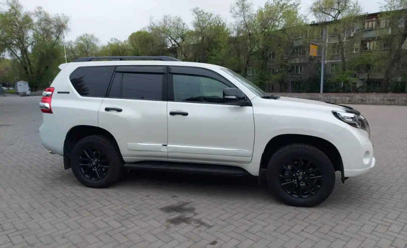 Toyota Land Cruiser Prado 2015 года за 22 500 000 тг. в Алматы фото 3
