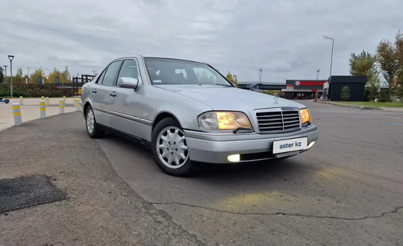 Mercedes-Benz C-Класс 1994 года за 3 900 000 тг. в Астана фото 3
