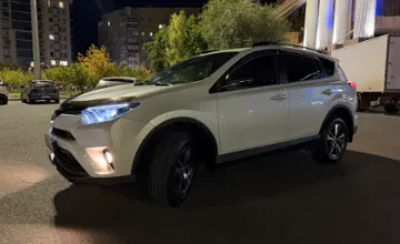 Toyota RAV4 2019 года за 14 000 000 тг. в Атырауская область фото 1