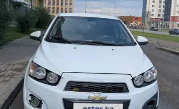 Chevrolet Aveo 2014 года за 2 400 000 тг. в Астана фото 3
