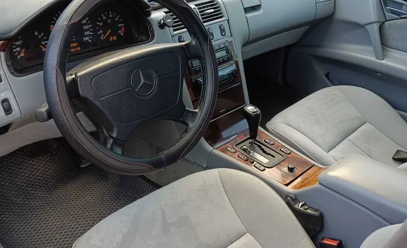 Mercedes-Benz E-Класс 1996 года за 2 400 000 тг. в Астана фото 4