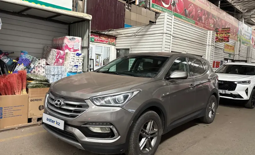 Hyundai Santa Fe 2018 года за 12 500 000 тг. в Астана