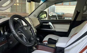 Toyota Land Cruiser 2019 года за 40 000 000 тг. в Алматы фото 1