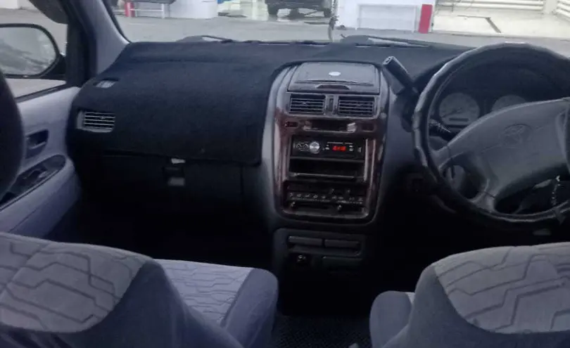 Toyota Ipsum 1998 года за 2 000 000 тг. в Алматинская область фото 3