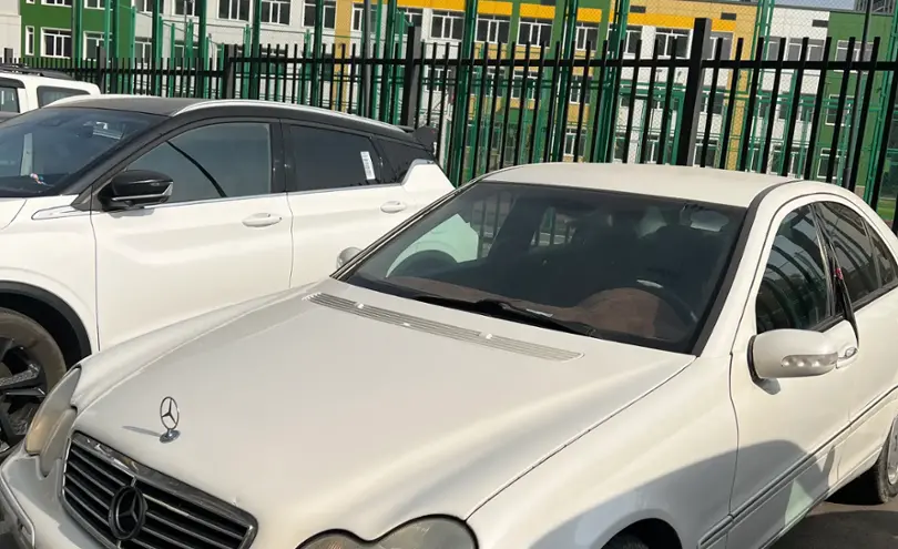 Mercedes-Benz C-Класс 2002 года за 2 100 000 тг. в Алматы
