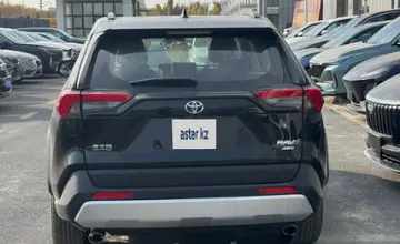 Toyota RAV4 2024 года за 19 000 000 тг. в Актобе фото 4