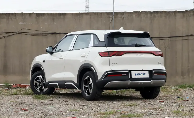 BYD Yuan Up 2025 года за 7 300 000 тг. в Алматы фото 4