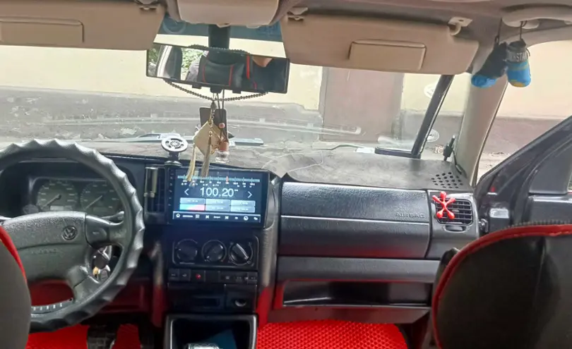 Volkswagen Golf 1995 года за 2 500 000 тг. в Алматы