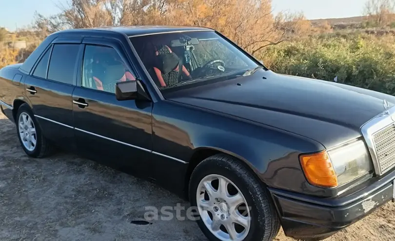 Mercedes-Benz E-Класс 1993 года за 2 000 000 тг. в Карагандинская область