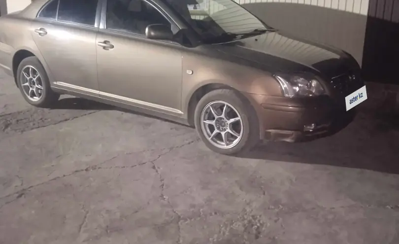 Toyota Avensis 2004 года за 4 000 000 тг. в Семей