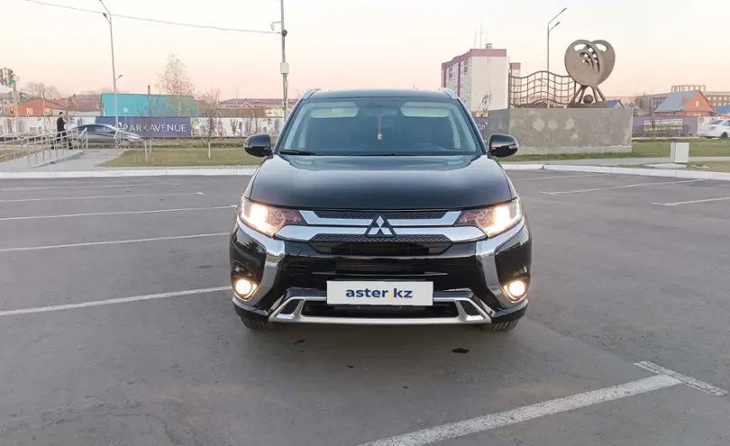Mitsubishi Outlander 2022 года за 11 400 000 тг. в Петропавловск фото 3