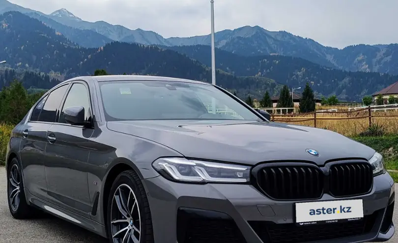 BMW 5 серии 2022 года за 26 500 000 тг. в Астана фото 4