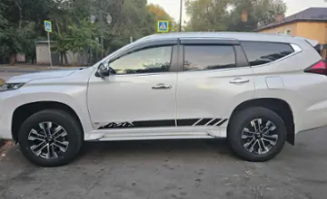 Mitsubishi Montero Sport 2021 года за 18 500 000 тг. в Алматы фото 1
