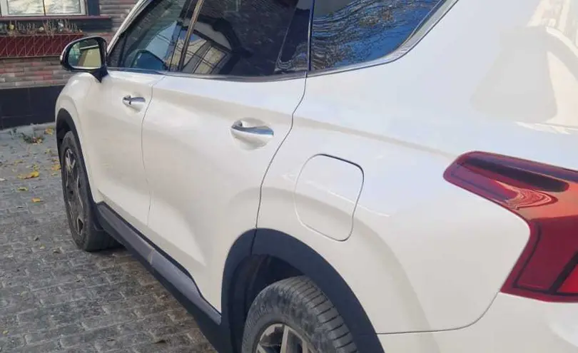 Hyundai Santa Fe 2023 года за 18 000 000 тг. в Актюбинская область