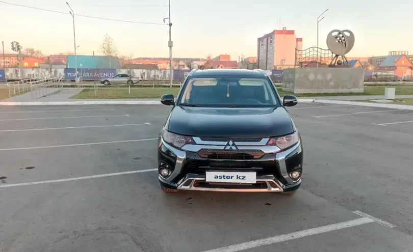 Mitsubishi Outlander 2022 года за 11 400 000 тг. в Петропавловск