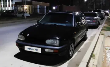 Volkswagen Golf 1995 года за 1 400 000 тг. в Шымкент фото 1