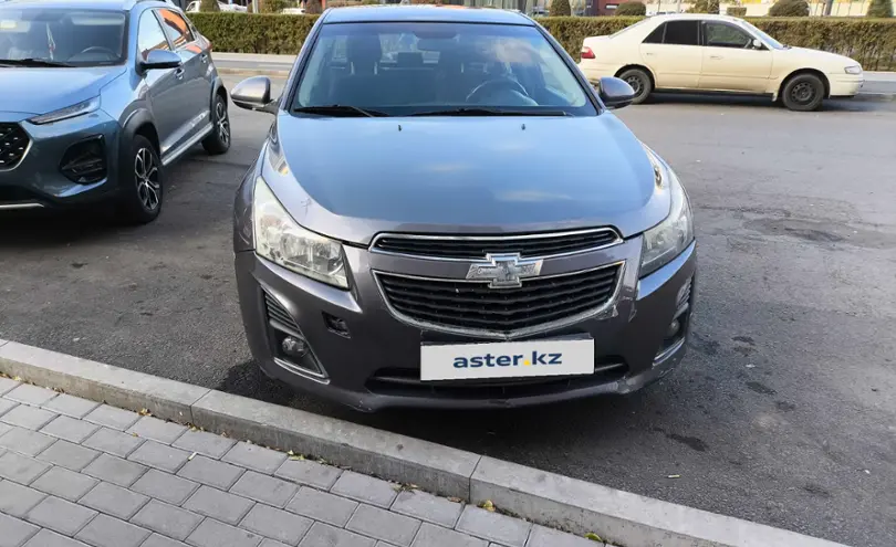 Chevrolet Cruze 2013 года за 3 300 000 тг. в Астана фото 3