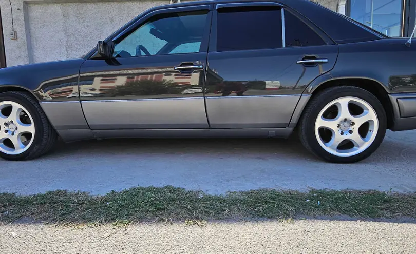 Mercedes-Benz E-Класс 1995 года за 3 850 000 тг. в Шымкент