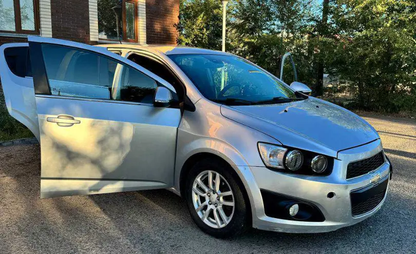 Chevrolet Aveo 2014 года за 3 800 000 тг. в Талдыкорган фото 4