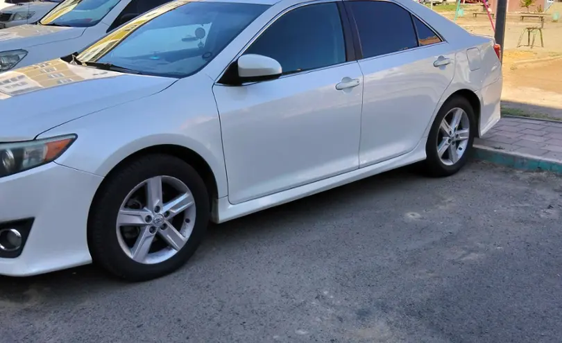 Toyota Camry 2014 года за 5 700 000 тг. в Атырауская область