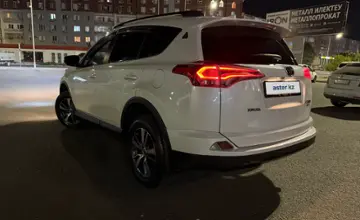 Toyota RAV4 2019 года за 14 000 000 тг. в Атырауская область фото 4